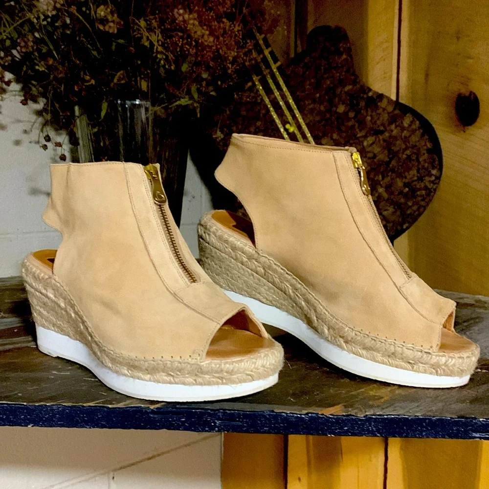 Kanna Platform Wedges